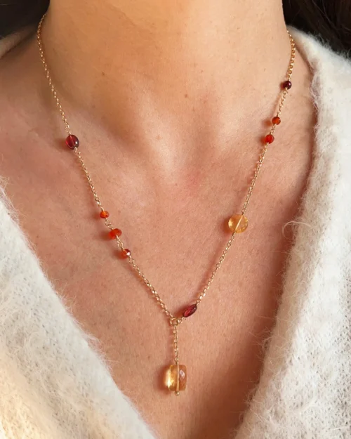 Collana asimmetrica Foliage in Argento 925 con pietre naturali di Granato, Quarzo Citrino e Corniola