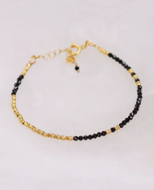 Bracciale Altair in Argento 925 con pietre naturali di Spinello nero